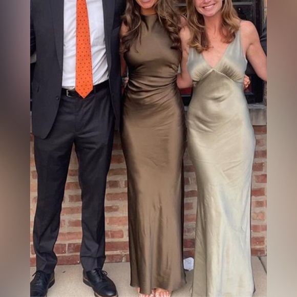 REFORMATION NWT Anaiis Silk Dress in Morel 6 - Picture 4 of 13